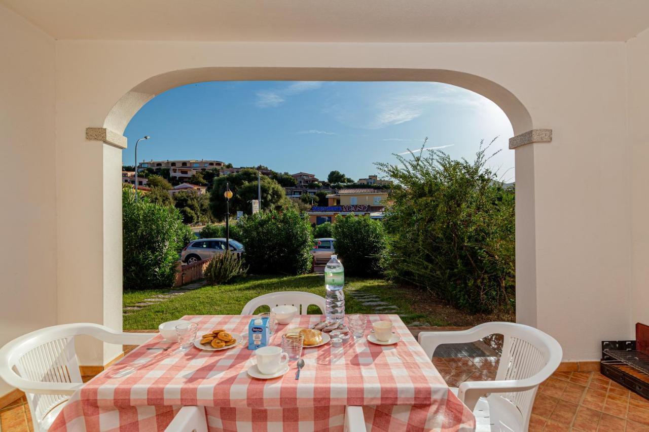 Appartamento Trilocale Vicino Al Centro Di San Teodoro San Teodoro  Luaran gambar